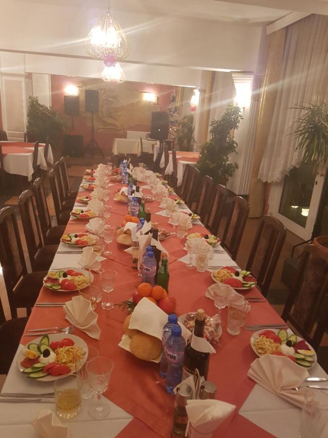 Paradise Hotel Madzharovo Eksteriør billede