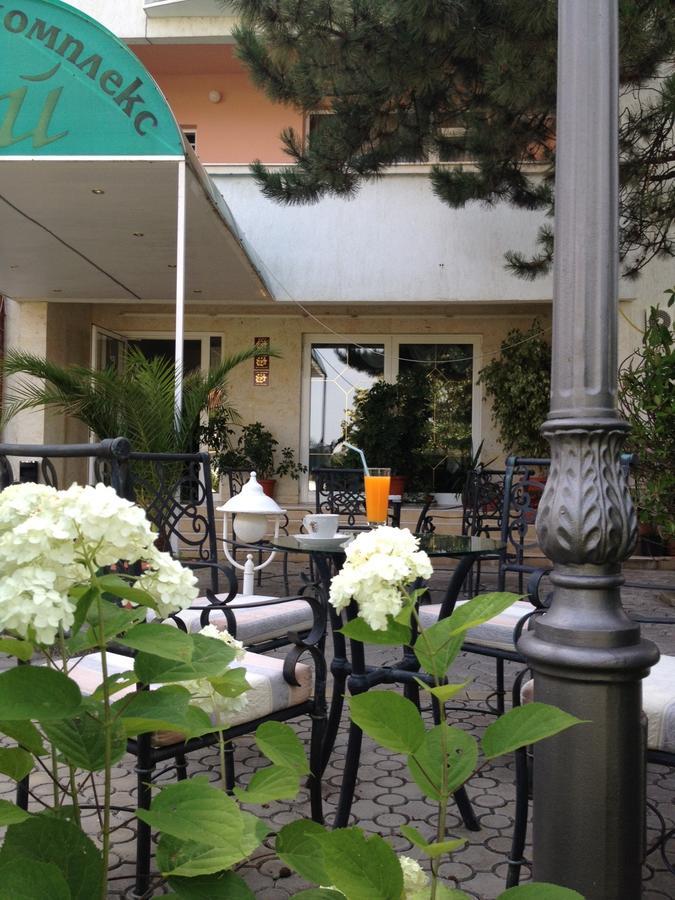Paradise Hotel Madzharovo Eksteriør billede